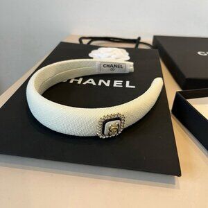 Chanel hair accessories